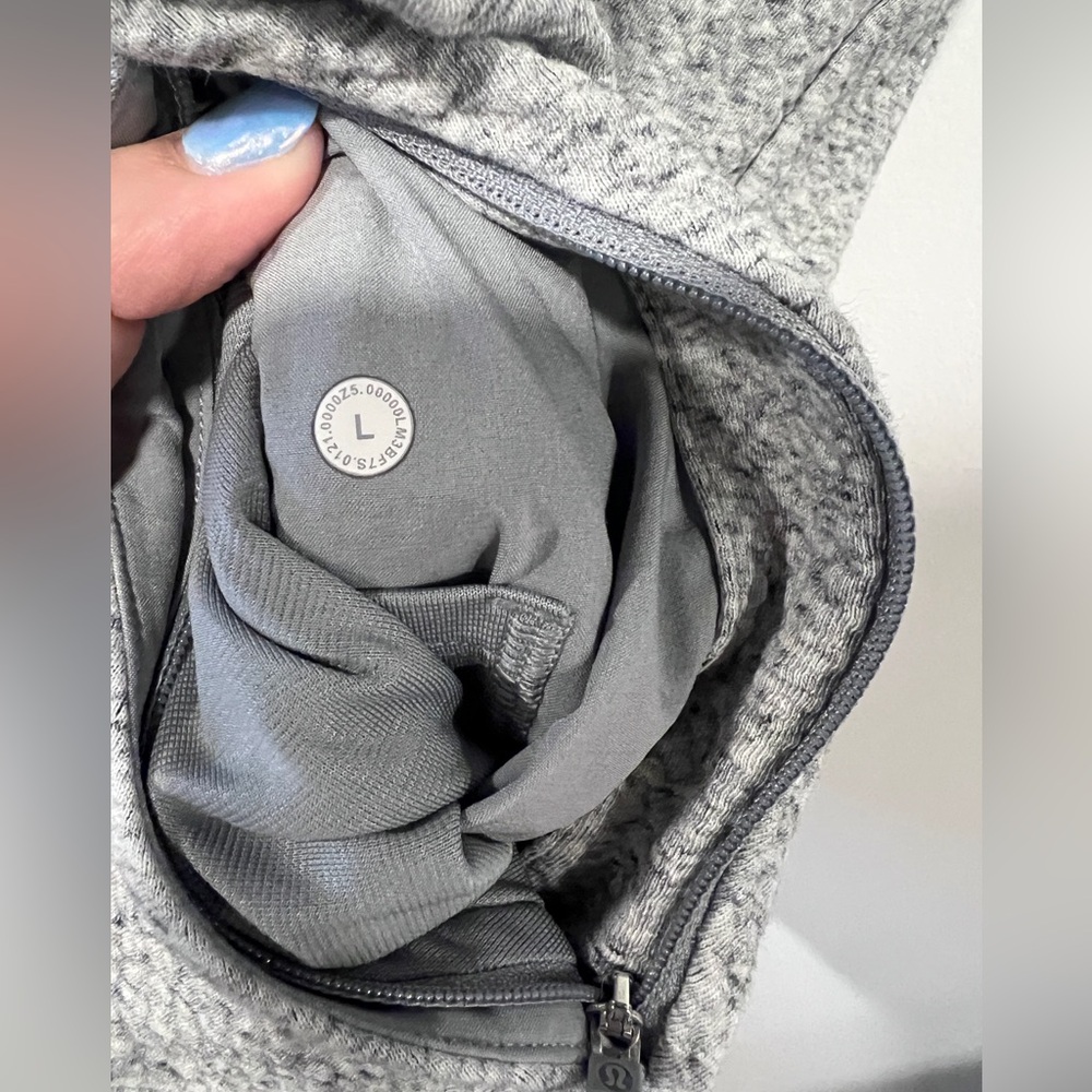 Men’s Lululemon At Ease Hoodie Textured Gray - Picture 5 of 6
